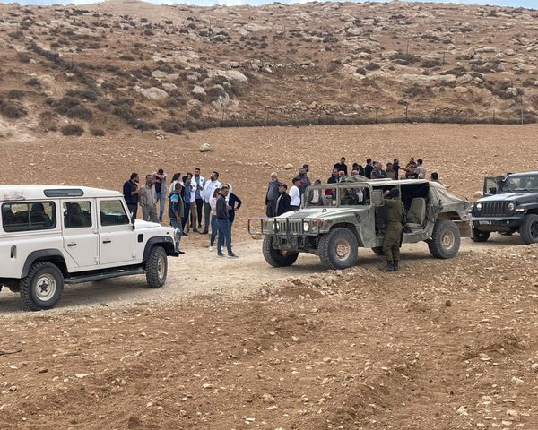 إصابة مواطن في اعتداء مستوطنين جنوب الخليل