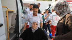 إجلاء طبي عبر معبر رفح شمل 57 شخصاً