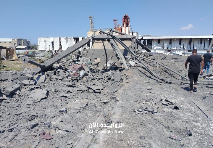 ألبوم صور يوثّق آثار القصف الذي شنّه الاحتلال على بلدة الزوايدة وسط قطاع غزة، وما خلّفه من أضرار ودمار في المكان.