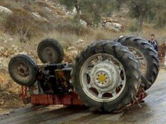 مصرع مواطن إثر انقلاب جرار زراعي في عقابا