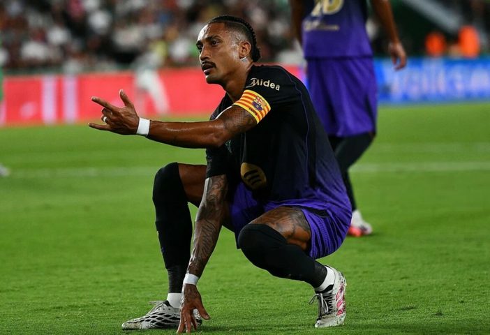 برشلونة يكتسح إلتشي بخماسية نظيفة في الدوري الإسباني