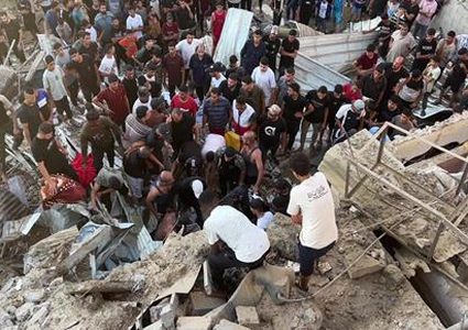 الاحتلال يهدم بركسات وحظائر ويجرف أراضي ويقتلع أشجارا في بلدة دوما جنوب نابلس