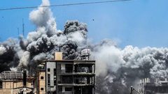 3 شهداء ومصابون في قصف الاحتلال محيط مدرسة تؤوي نازحين في مخيم جباليا