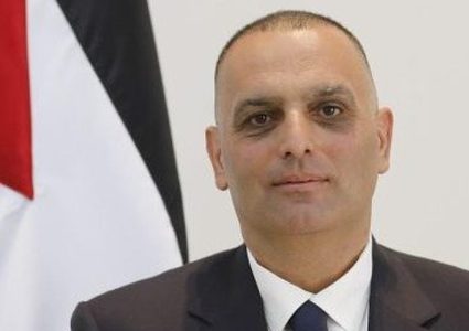 مخابرات الاحتلال تحتجز وزير شؤون القدس في سلوان