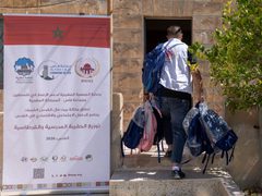 "بيت مال القدس" تشرع بتوزيع 3000 حقيبة مدرسية وقرطاسية في القدس وضواحيها