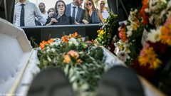 تشييع جثمان الفنان التشكيلي الفلسطيني سليمان منصور في بلدة بيرزيت