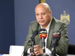 أبو هولي يطالب فنلندا بمواصلة دعمها للأونروا وتجديد اتفاقية التمويل