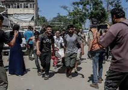 شهيد وإصابات جراء استهداف خيمة للنازحين في مدينة غزة