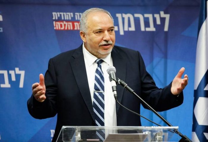 ليبرمان: نتنياهو يحاول صرف الأنظار عن مسؤوليته عن أحداث 7 أكتوبر