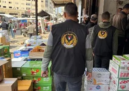 مباحث التموين في رفح تتلف 1191 كيلوغرامًا من مواد غذائية منتهية الصلاحية