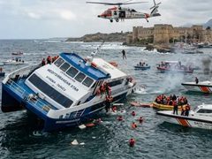 غرق عبارة على متنها نحو 270 شخصا قبالة سواحل شمال قبرص
