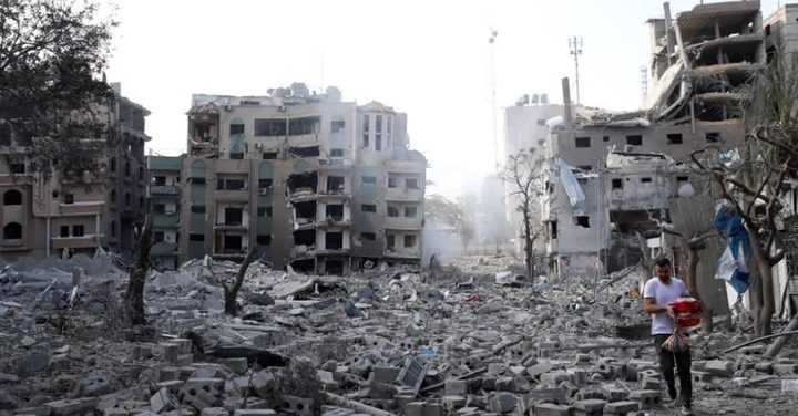 ارتفاع حصيلة الشهداء في قطاع غزة إلى 73,454 والإصابات لـ 174,486 منذ بدء العدوان