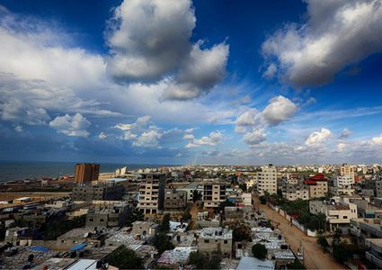 الطقس: انخفاض ملموس على درجات الحرارة وأمطار متفرقة خاصة بالمناطق الشمالية