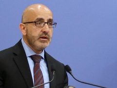 المالية تعلن مواعيد التسجيل في تطبيق يبوس للمتقاعدين وموظفي العقود