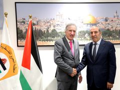 الشيخ يبحث مع الممثل الأوروبي للسلام التصعيد بالضفة وغزة والانتخابات