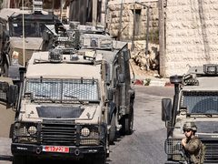 قوات الاحتلال تقتحم بلدتي قفين وزيتا شمال طولكرم وتنصب حاجزا طيارا