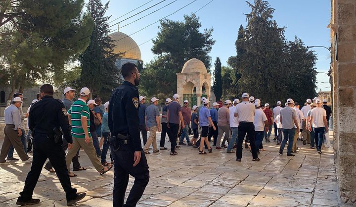 الأوقاف: 26 اقتحاما للأقصى ومنع الأذان 155 وقتا في الإبراهيمي خلال آب