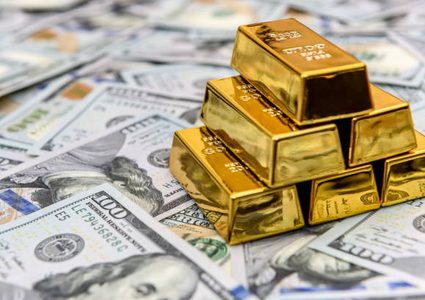 الذهب يتراجع إلى أدنى مستوى في أكثر من ثلاثة أسابيع