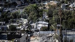 الاحتلال يهدم عمارة سكنية في حي البستان ببلدة سلوان جنوب المسجد الأقصى