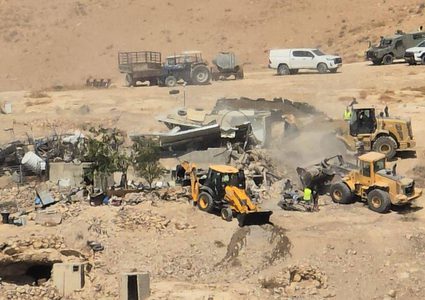 هدم 38 منشأة وتشريد 58 مواطنا في مسافر يطا