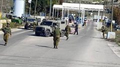 الاحتلال يعتقل شابا قرب حاجز قلنديا وآخر في جبع شمال القدس