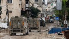 الاحتلال يجبر أصحاب منشآت زراعية في جنين على تفكيكها