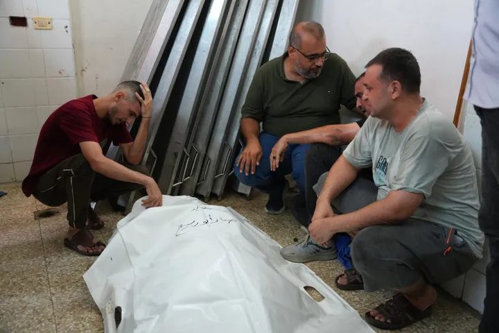 شهيدة متأثرة بإصابتها جراء قصف الاحتلال مخيم المغازي وسط غزة