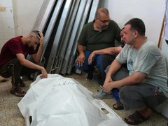 شهيدة متأثرة بإصابتها جراء قصف الاحتلال مخيم المغازي وسط غزة