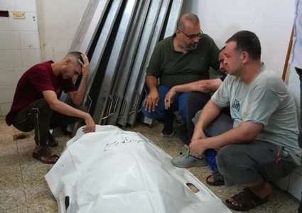 شهيدة متأثرة بإصابتها جراء قصف الاحتلال مخيم المغازي وسط غزة