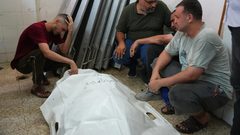 شهيدة متأثرة بإصابتها جراء قصف الاحتلال مخيم المغازي وسط غزة
