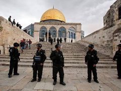 (15) قرار إبعاد عن الأقصى خلال ستة أيام