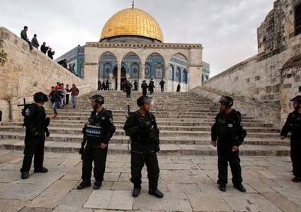 (15) قرار إبعاد عن الأقصى خلال ستة أيام