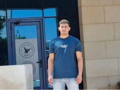 شهيد وإصابتان إحداهما خطيرة في هجوم للمستوطنين على حجة