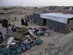 البيدر: 1061 انتهاكًا بحق التجمعات البدوية والقرى الفلسطينية خلال آب
