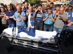 نقابة الصحفيين: 84 انتهاكًا بحق الصحفيين خلال آب بينها استشهاد صحفي
