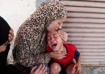 شهيدان بينهما طفل في قصف الاحتلال عدة مناطق بقطاع غزة