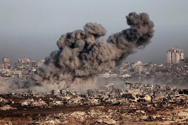 جيش الاحتلال يقصف منازل بالبريج وغزة وأربعة شهداء واصابات خلال 24 ساعة