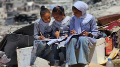 أمريكا ودول عربية وفلسطينيون يخططون لتغيير نظام التعليم في غزة
