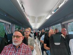 انطلاق حافلة للأهالي من الناصرة بالداخل المحتل إلى القدس، لأداء الصلوات رحاب المسجد الأقصى المبارك.