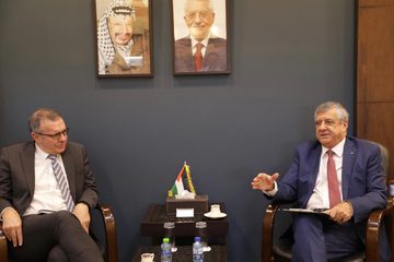بسيسو يبحث مع UNDP مستجدات العمل في الإيواء وإزالة الركام وفتح الطرق في القطاع