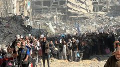 أكثر من 10 إصابات بينها خطيرة جراء قصف الاحتلال خيمة في مدينة غزة