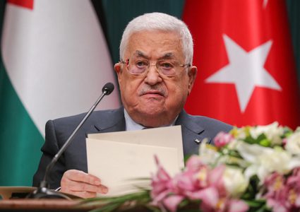 الرئيس محمود عباس يصل مصر غدا ويعقد لقاء قمة نظيره المصري