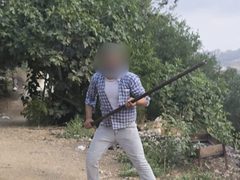 مستوطنون يعتدون على شاب قرب دير غسانة شمال رام الله