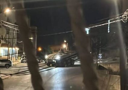 قوات الاحتلال تقتحم نابلس وبلدات في محيطها ومستوطنون ينتشرون بالأغوار
