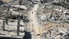 "هآرتس": تراجع القدرات العسكرية لحماس وغموض يحيط بحكم غزة وإعادة إعمارها