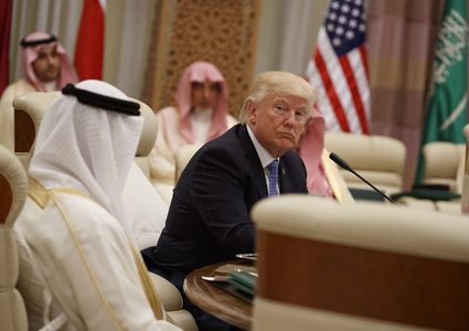 ترامب يعتزم لقاء قادة الخليج لبحث مسار الحرب مع إيران