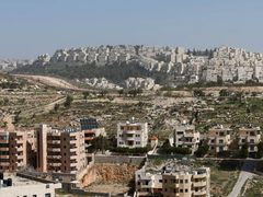 الاحتلال يطرح 2,167 وحدة استيطانية في مشروع E1 قبيل الانتخابات