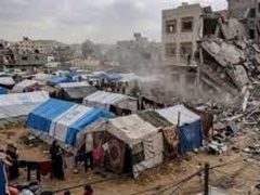 شهيد وإصابات بينهم طفل إثر قصف الاحتلال دراجة نارية بمدينة غزة