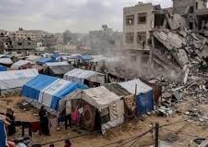 شهيد وإصابات بينهم طفل إثر قصف الاحتلال دراجة نارية بمدينة غزة