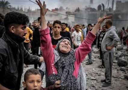 3 شهداء بينهم طفلة ومصابون في قصف الاحتلال مناطق متفرقة في قطاع غزة